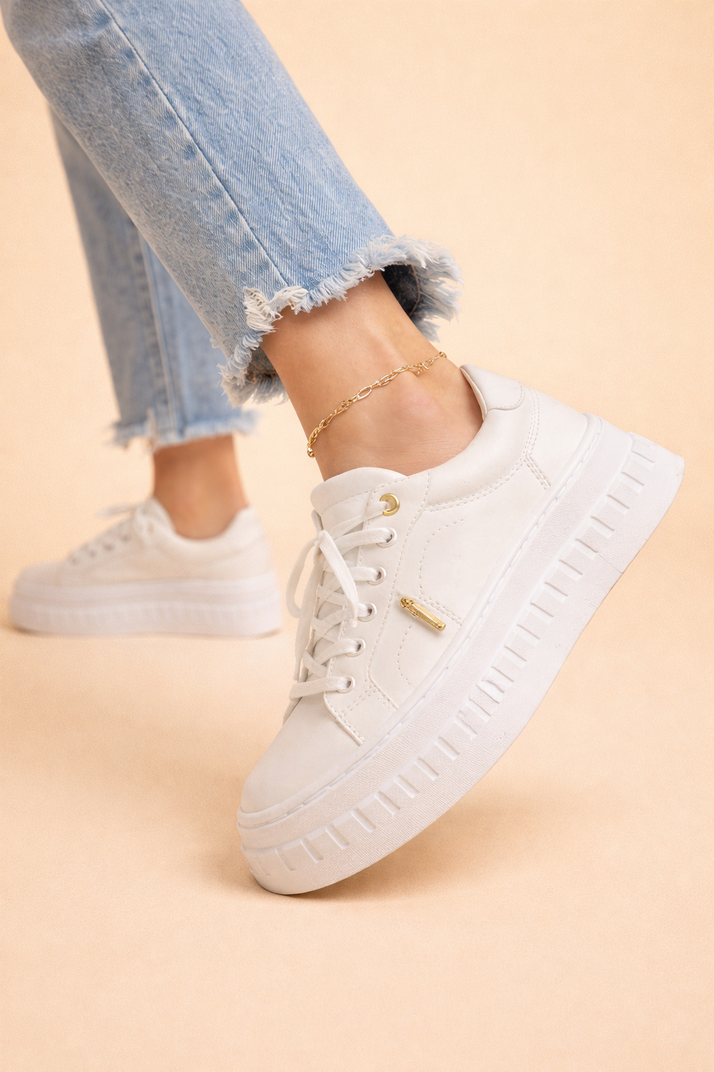 Women's brown chunky platform sneakers with lace-up front