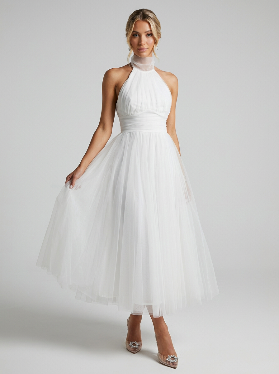Women's pink halterneck maxi dress with open shoulders