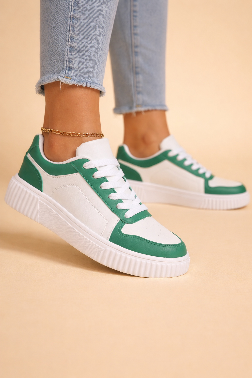 Women's beige non-slip sneakers with chunky grip sole