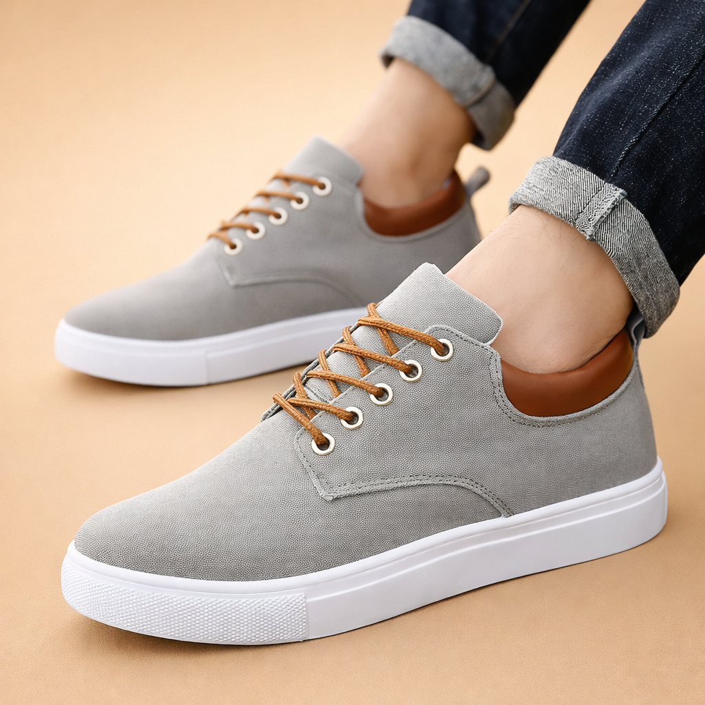 Men's brown canvas sneakers with breathable low-top upper