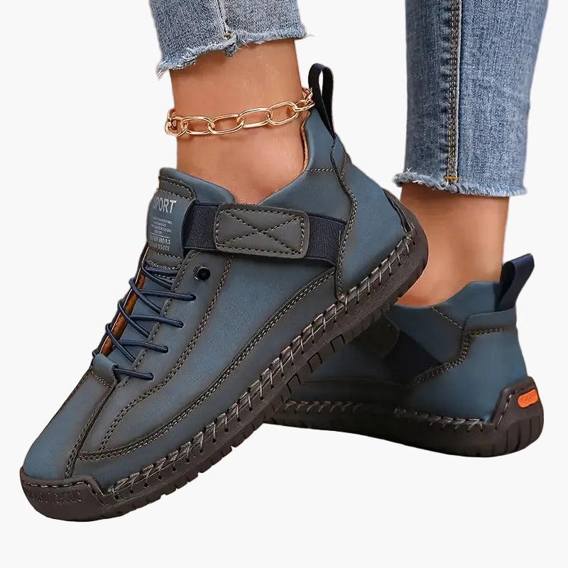 Women's black wide fit chunky sneakers with cushioned sole