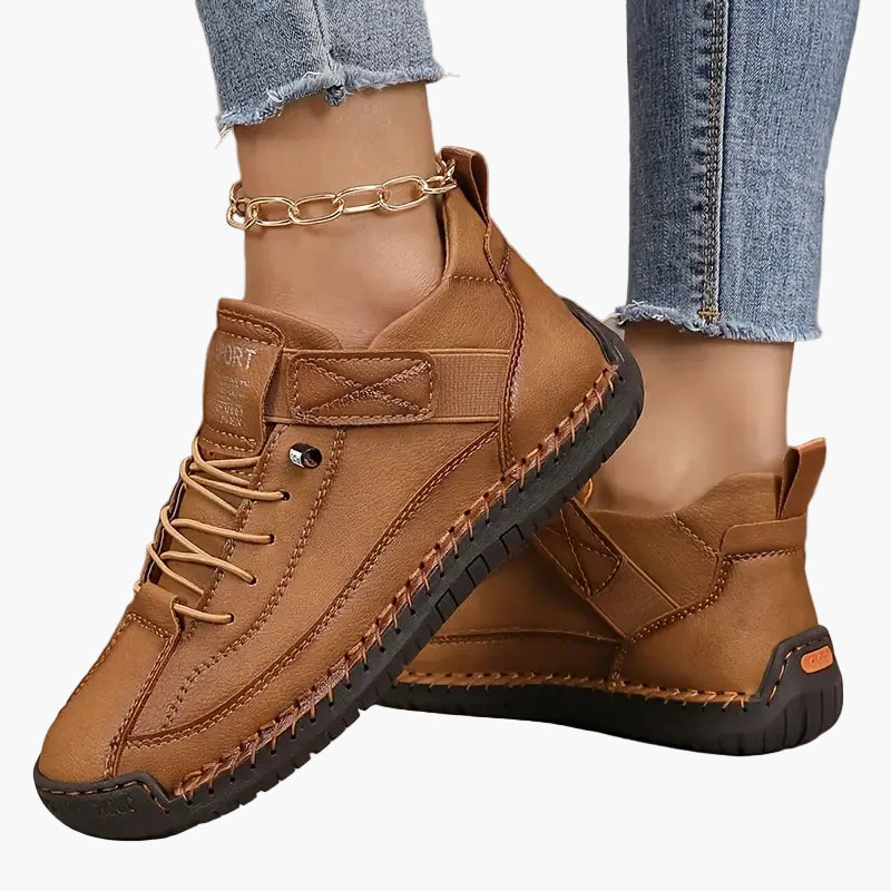 Women's black wide fit chunky sneakers with cushioned sole